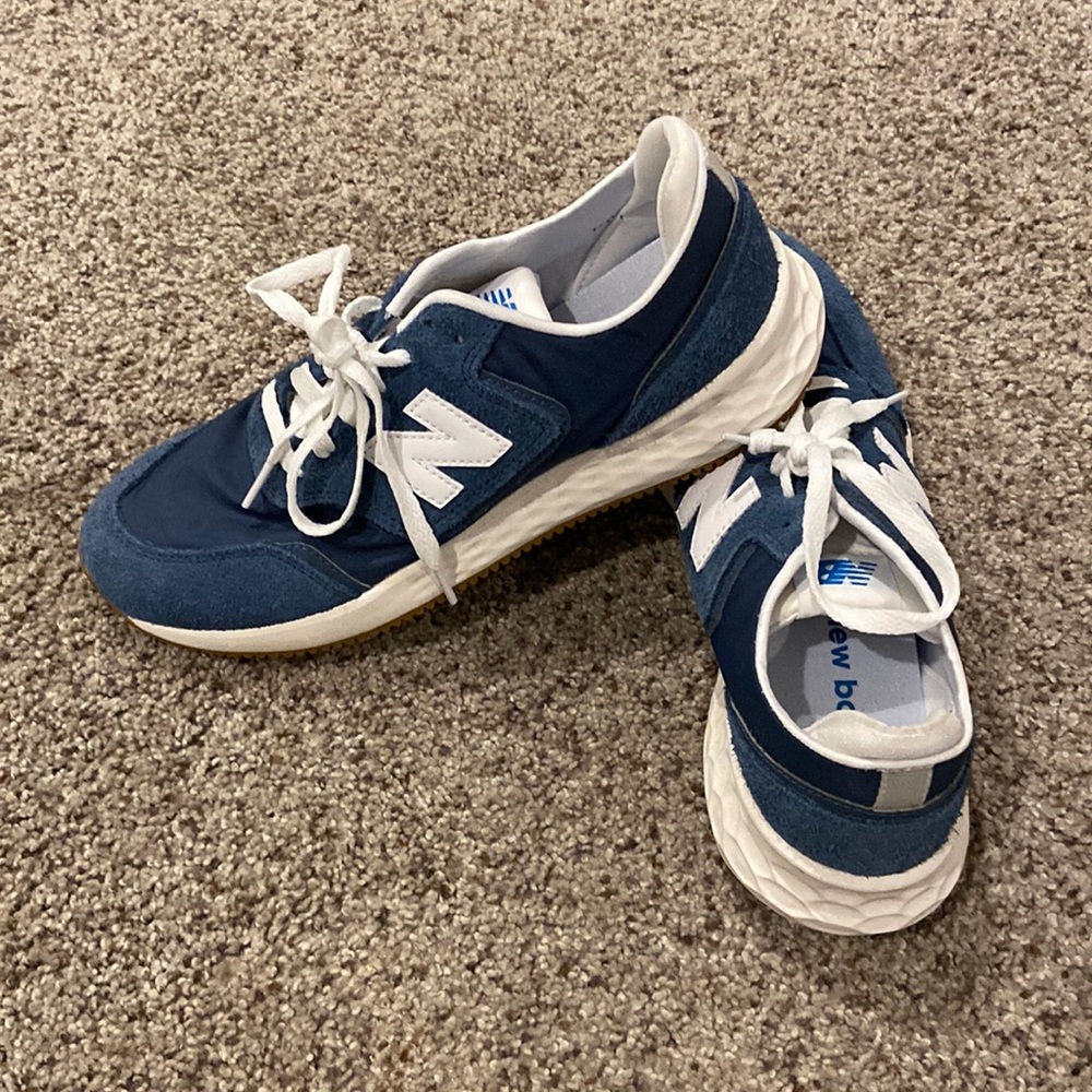 New balance blue  size 7.5 run big never worn